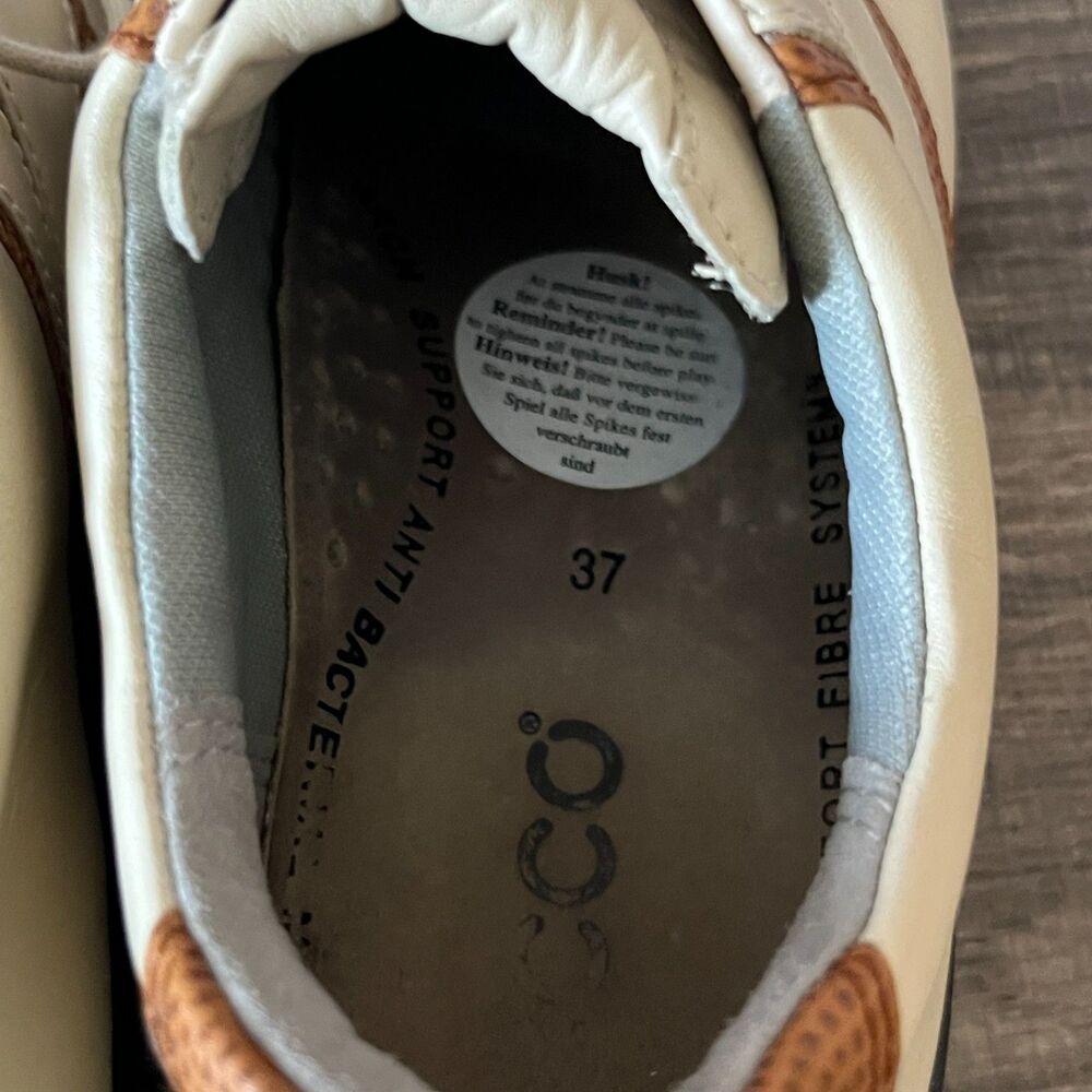 Ecco Gore-Tex Breathable Comfort Size 37 (6.5 US) Beige & Tan Golf Shoe w/Spikes - Picture 8 of 9